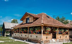 Casa De La Parau